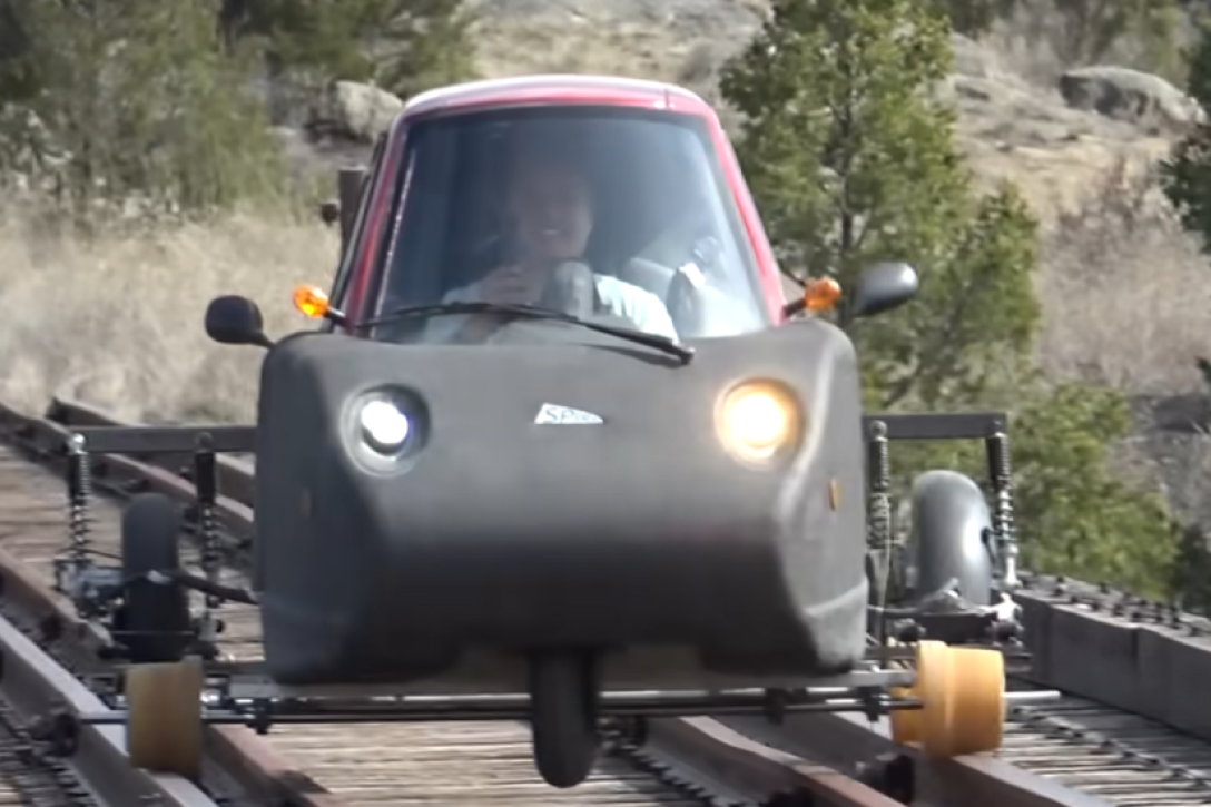 Метт Спірс зробив зі своєї автівки саморобного потяга, винаходи, тюнінг, авто, приколи, курйози, відео, YouTube, розробки