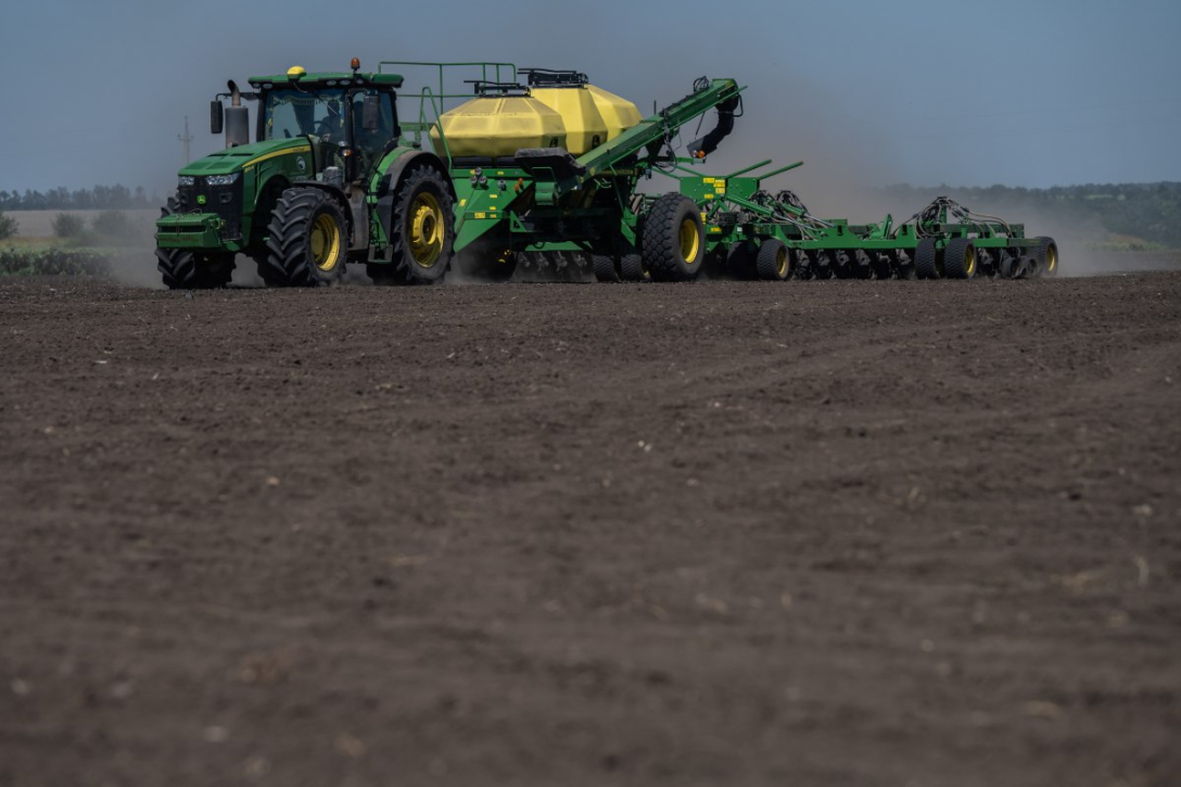 Експерти кажуть, що експорт експорту фермерів, що продають валюту, також має ринок валюти