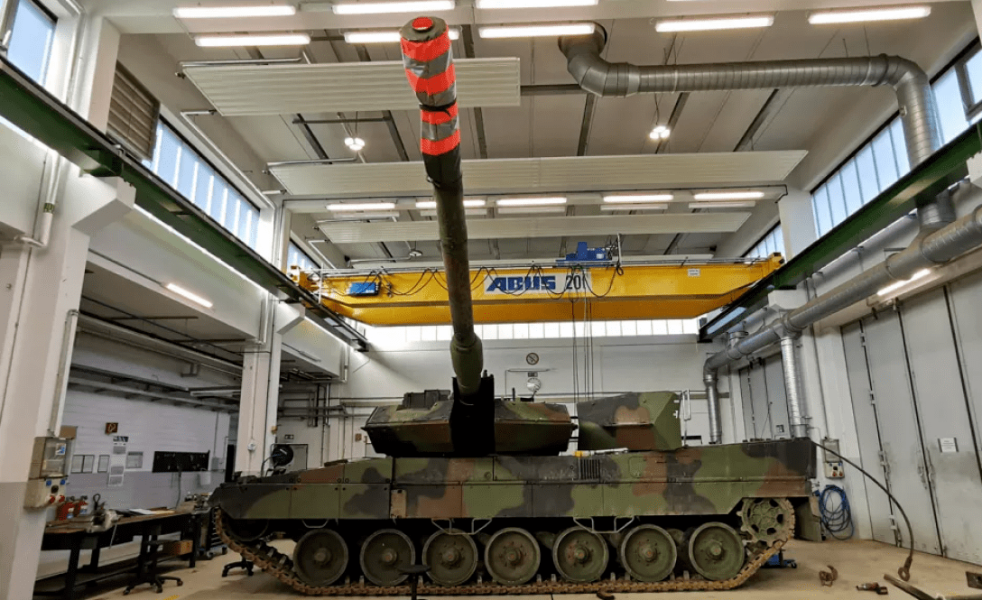 танк Leopard 2, танк леопард, немецкий танк