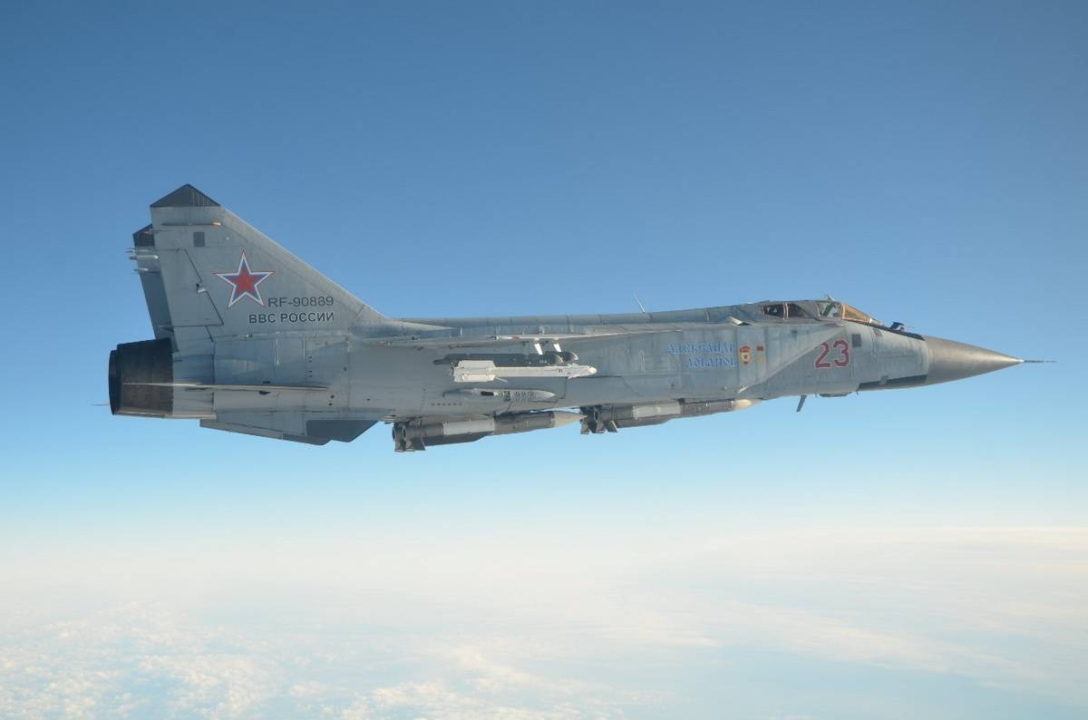 Истребитель-перехватчик дальнего радиуса действия МиГ-31