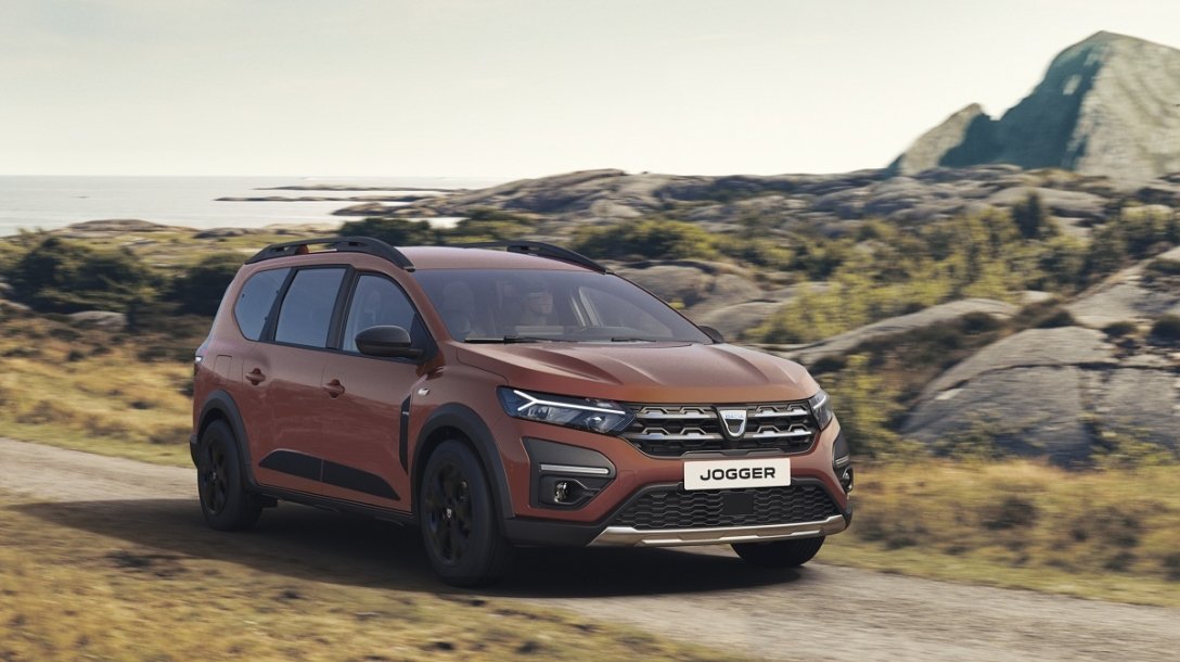 Dacia Jogge, Renault Jogger, новая Dacia Jogge, новый Renault Jogger, новая Дачия Джогги, новый Рено Джогги, экстерьер, внешность, вид спереди и сбоку