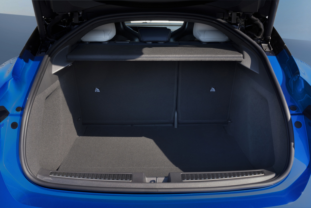 багажник Alpine A390, новий Alpine A390, кросовер Alpine, електромобіль Alpine