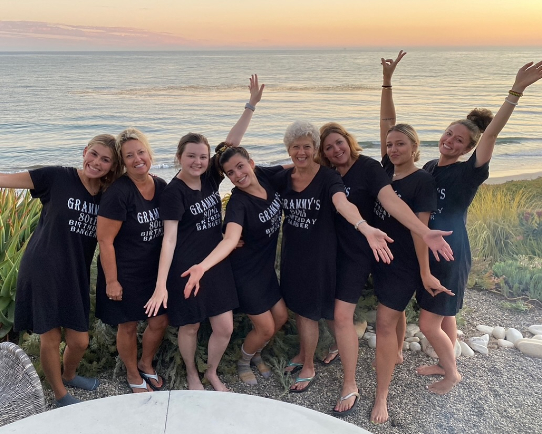 мама питта 6