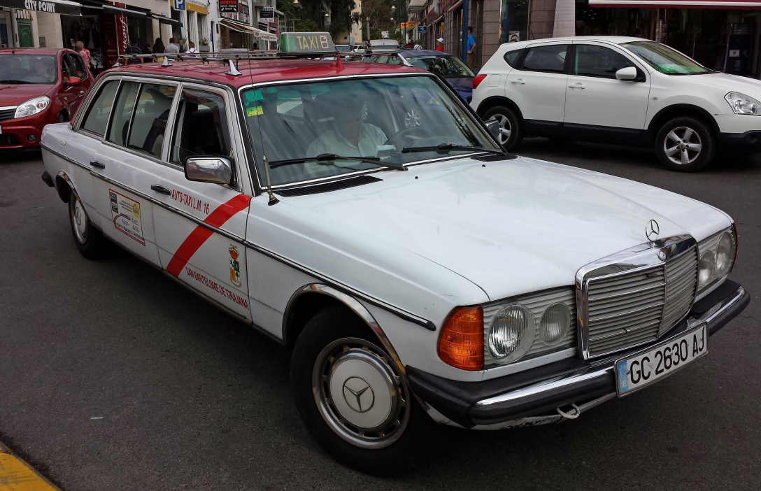 Mercedes w123, Mercedes-Benz W123, Mercedes 240D