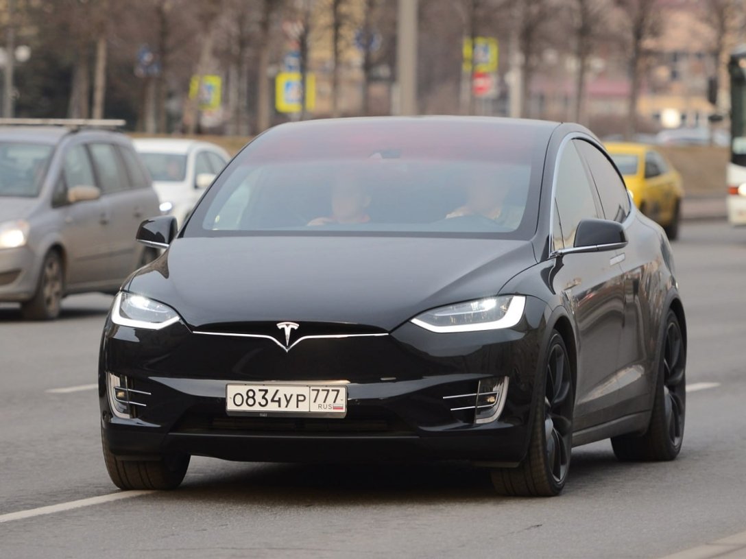 Воевал» на Tesla в Москве: сына Дмитрия Пескова уличили во лжи, – СМИ