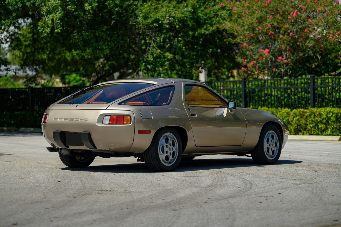 авто Тома Круза, Porsche 928 1979, Porsche 928, Том Круз