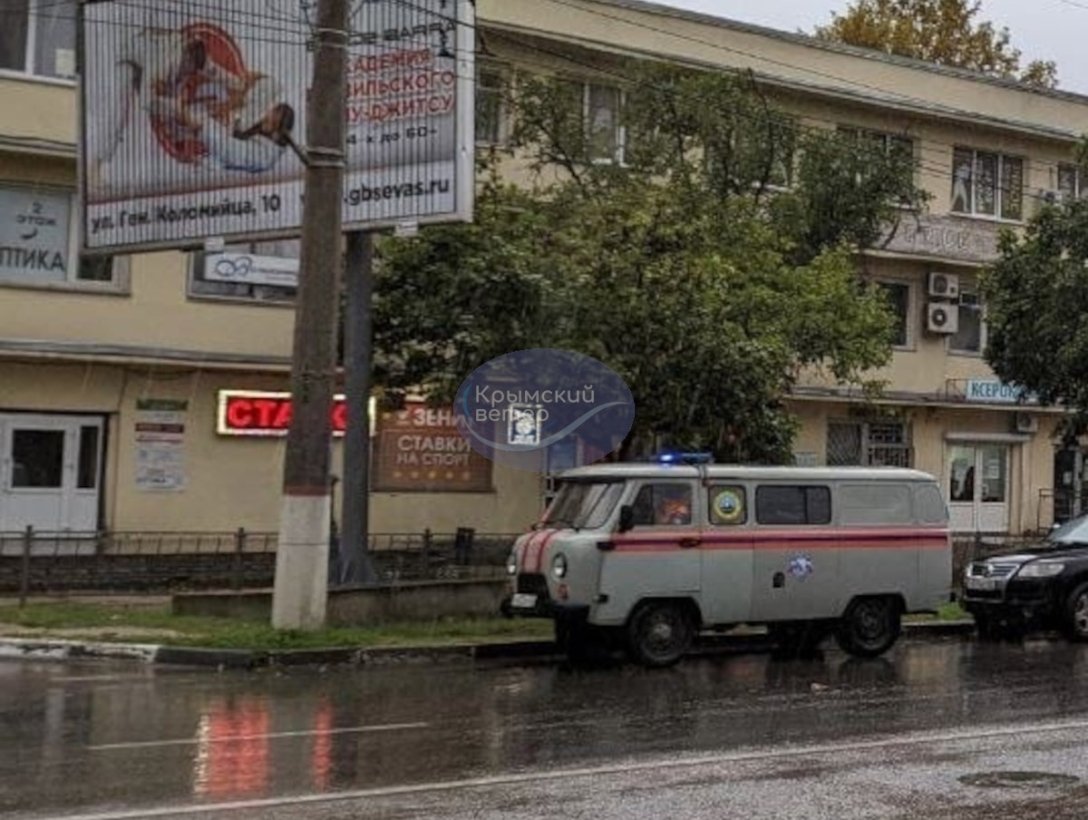 В центре Севастополя прогремел мощный взрыв: оккупанты говорят об ударе  молнии (фото)