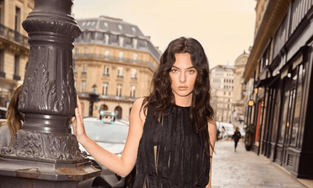 Дева Кассель