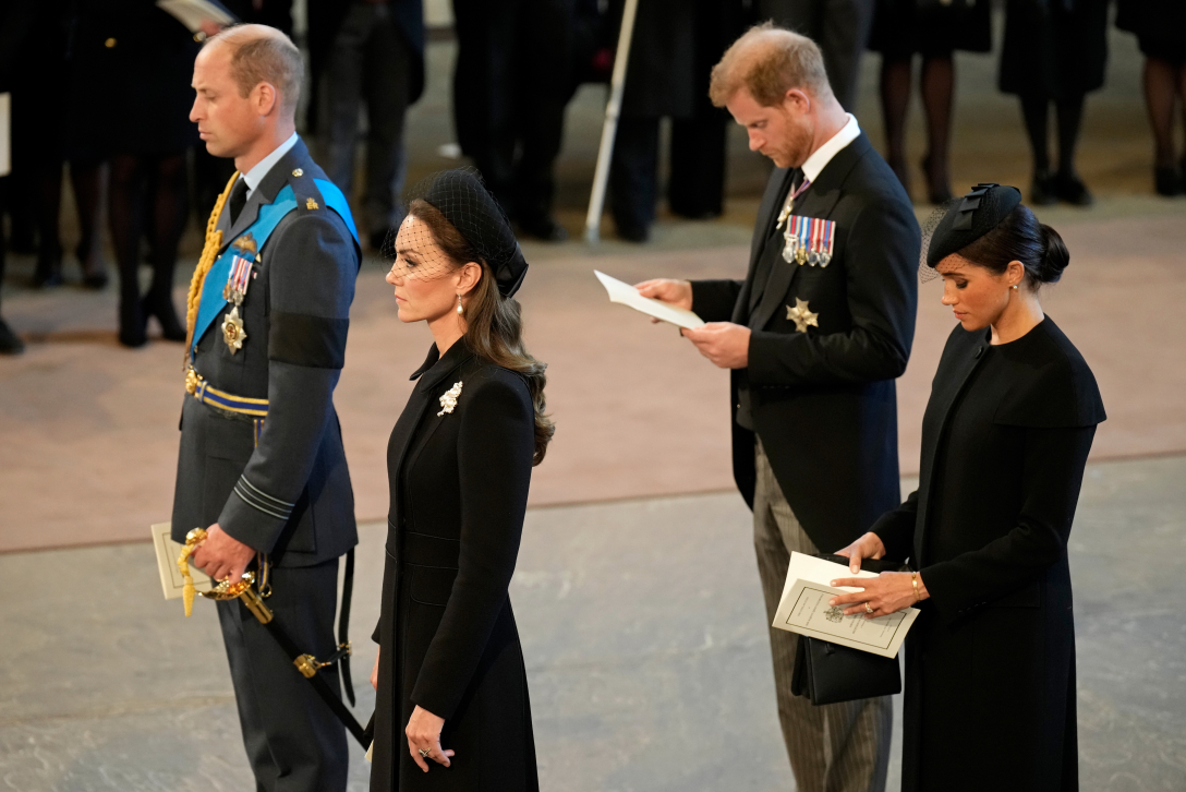 Снимка от погребението на кралица Елизабет II