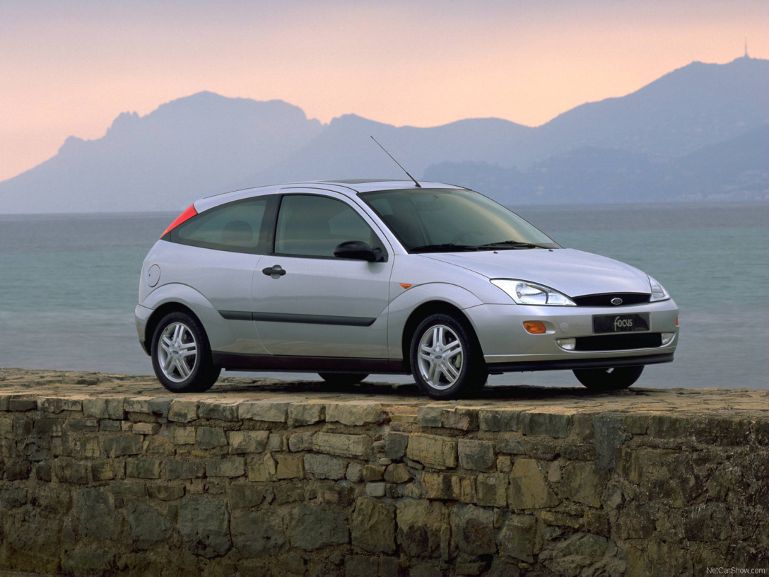 Ford Focus 1998, Ford Focus