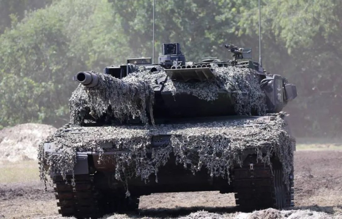 Leopard 2A7V MBT во время демонстрации в штабе 1-й танковой дивизии. Источник Army Recognition