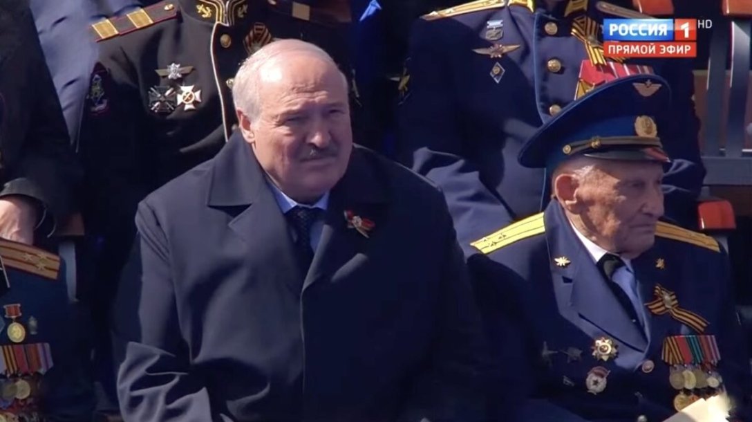 Александр Лукашенко, парад