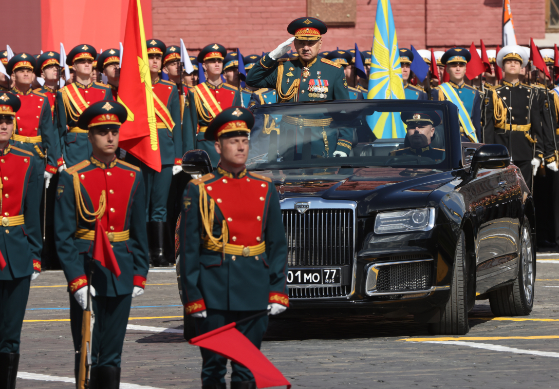 Подарок Путина — президент РФ подарил лидеру КНДР Aurus — фото