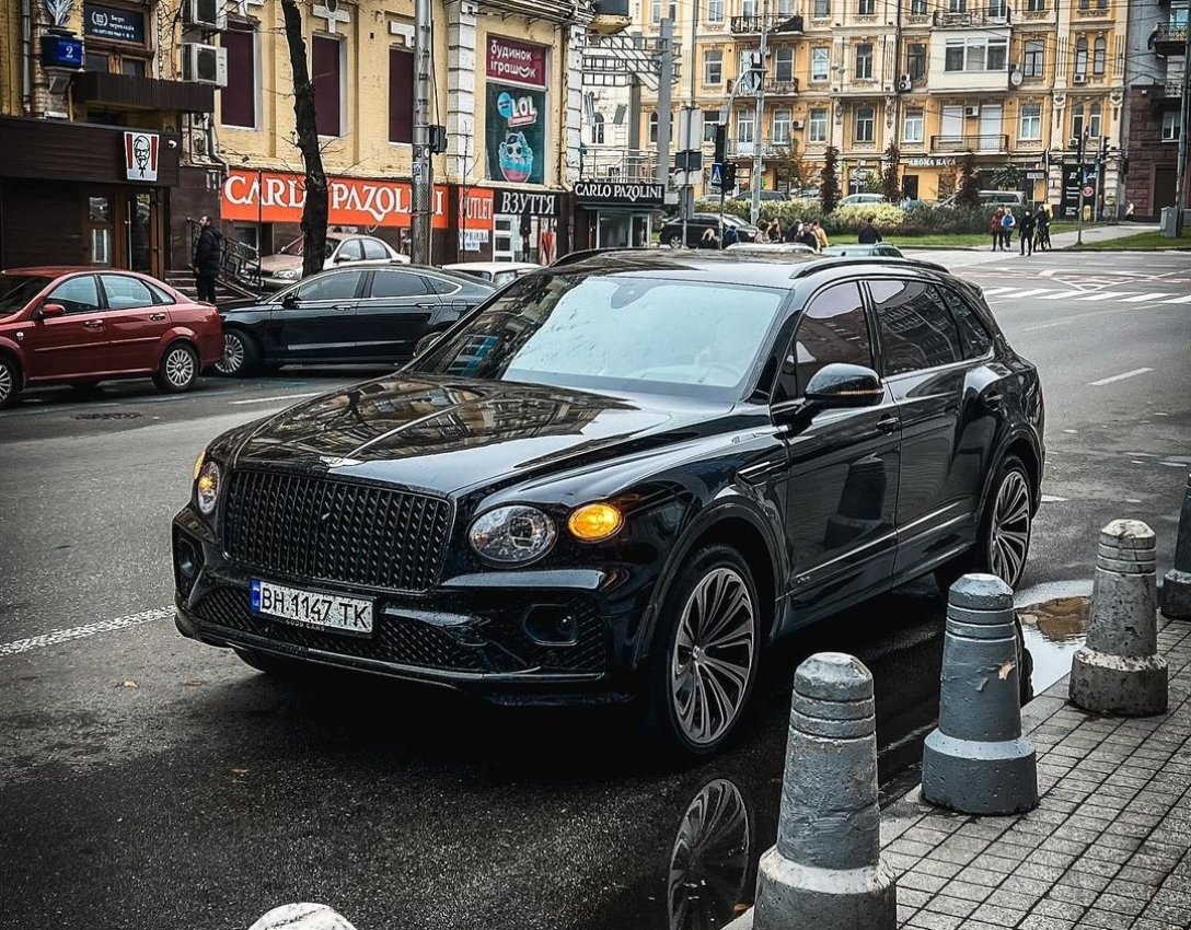 Bentley Bentayga EWB, новий Bentley Bentayga, Bentley Bentayga, Bentley Bentayga