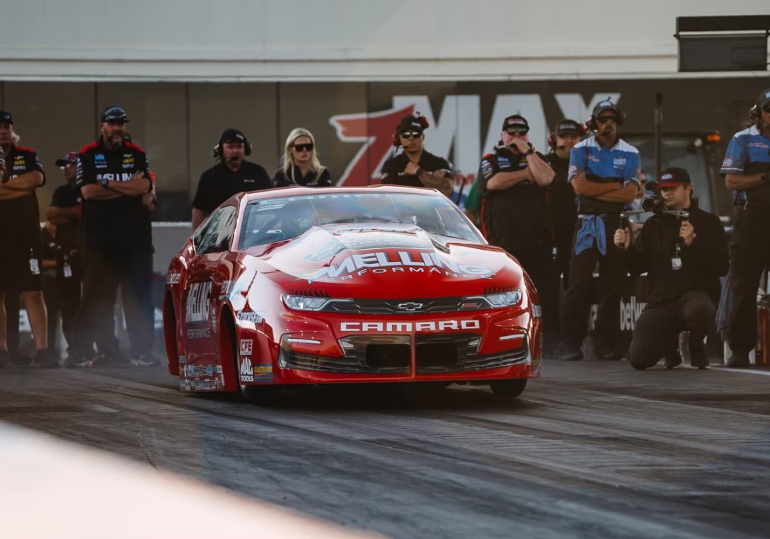 chevrolet camaro dragster, women in motorsport