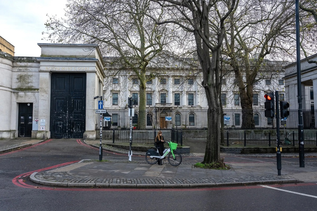 посольство Китаю в Лондоні