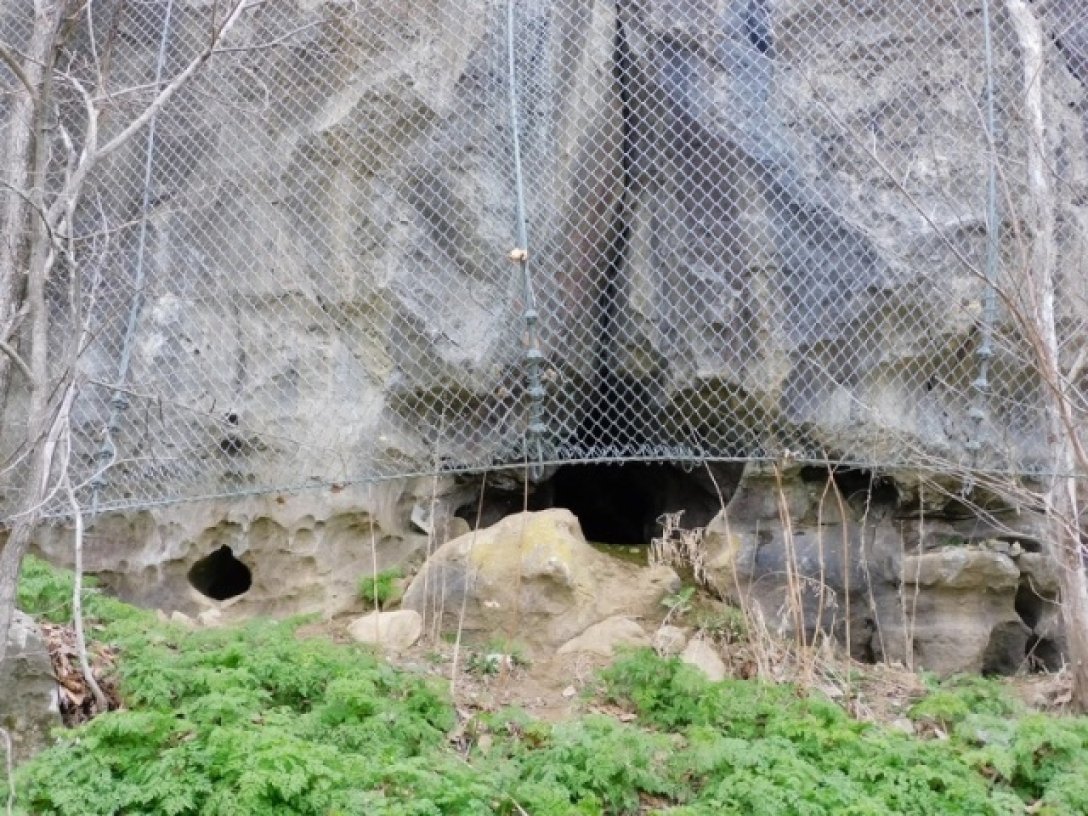Страшна пещера в отдалечен район на Хокайдо