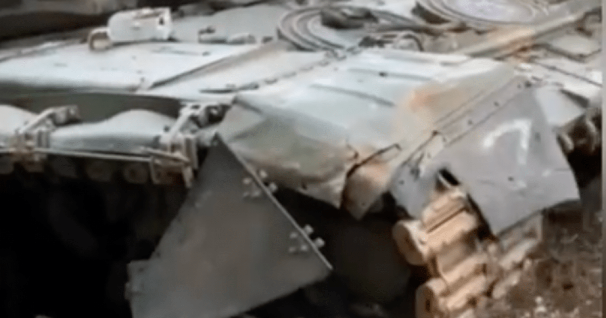 The Russians attached the sewer hatches to the tank as another “armor”, but it didn’t help (video)