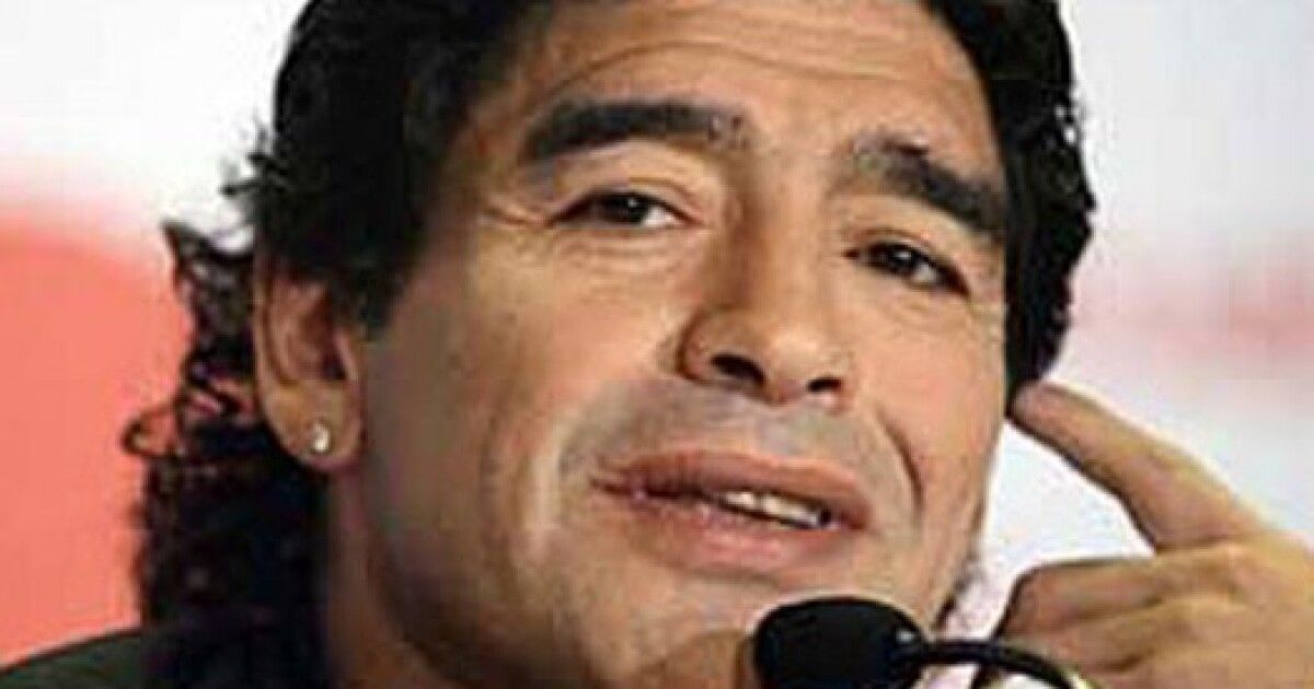 Марадона останется на своем посту - ФОКУС