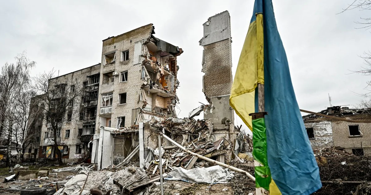 Кемпір өзін мастурбациялайды