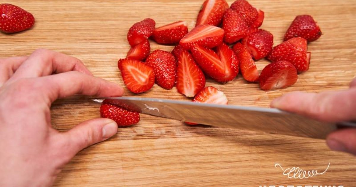 Як поєднувати полуницю з іншими ягодами