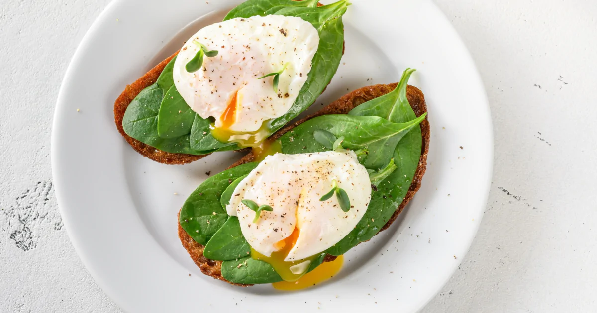 Как быстро приготовить идеальное яйцо пашот: пошаговый рецепт — Рецепты