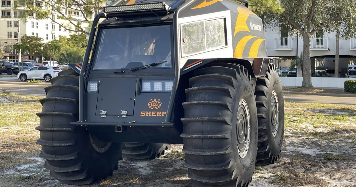 An impressive Ukrainian-made amphibious all-terrain vehicle is being ...