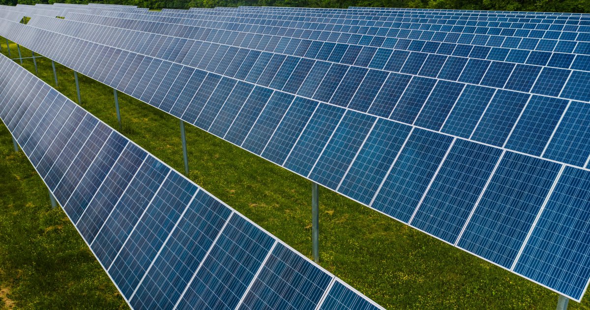 Britons object to new solar power plant