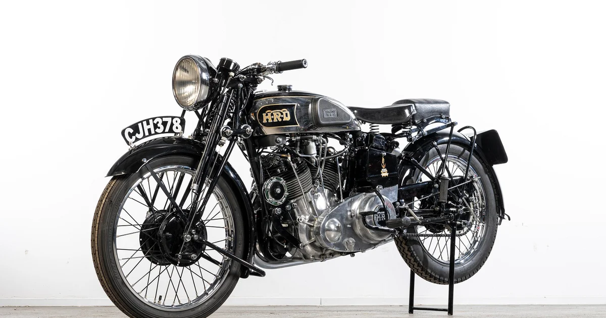 希少brumm ferrari d 246 Fiat Coppa 1904 2台 Двоколісний раритет: старий 88-річний мотоцикл продали за ціною