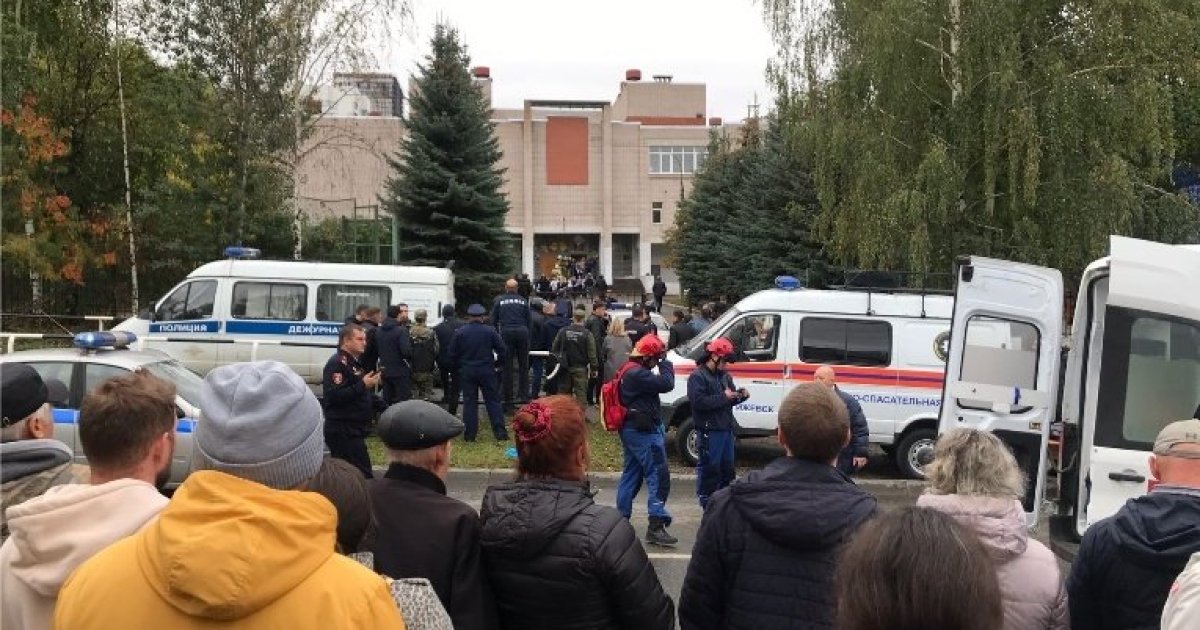 Президент Узбекистана выразил соболезнования главе России в связи с человеческими жертвами в результате стрельбы в школе в Ижевске