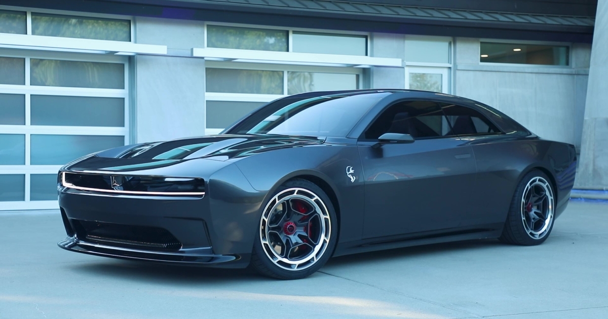 Next Generation Dodge Charger and Challenger: Multiple Powertrain Options Including 3.0-Liter Turbocharged Engine