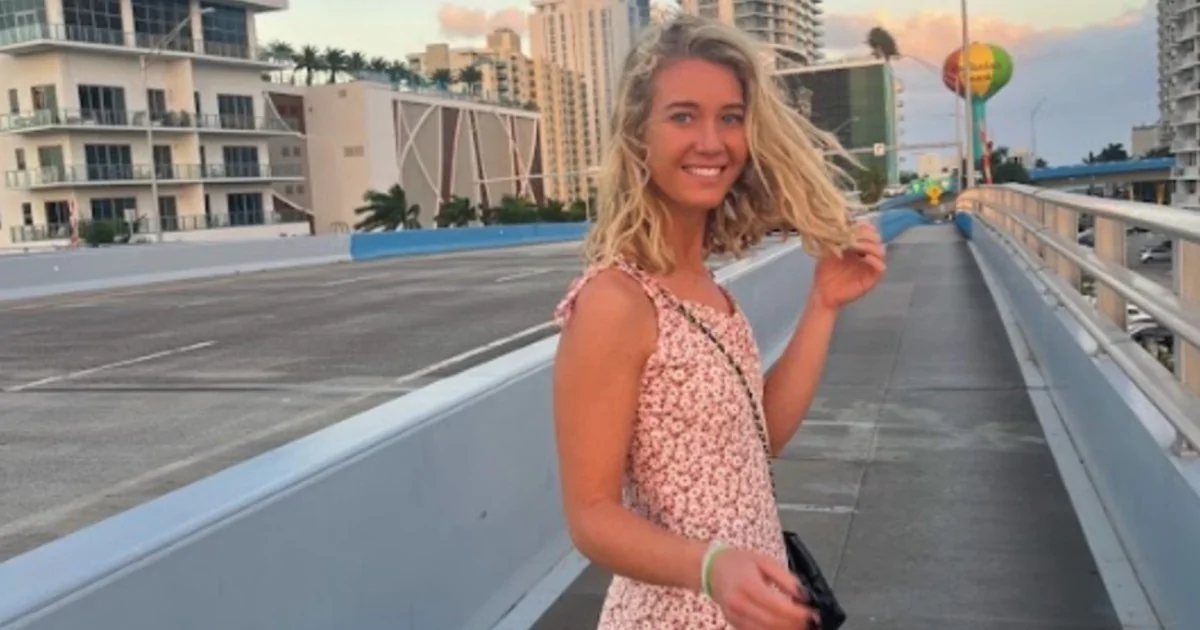 Туристка нашла на пляже бутылку со скрытой камерой (ВИДЕО)