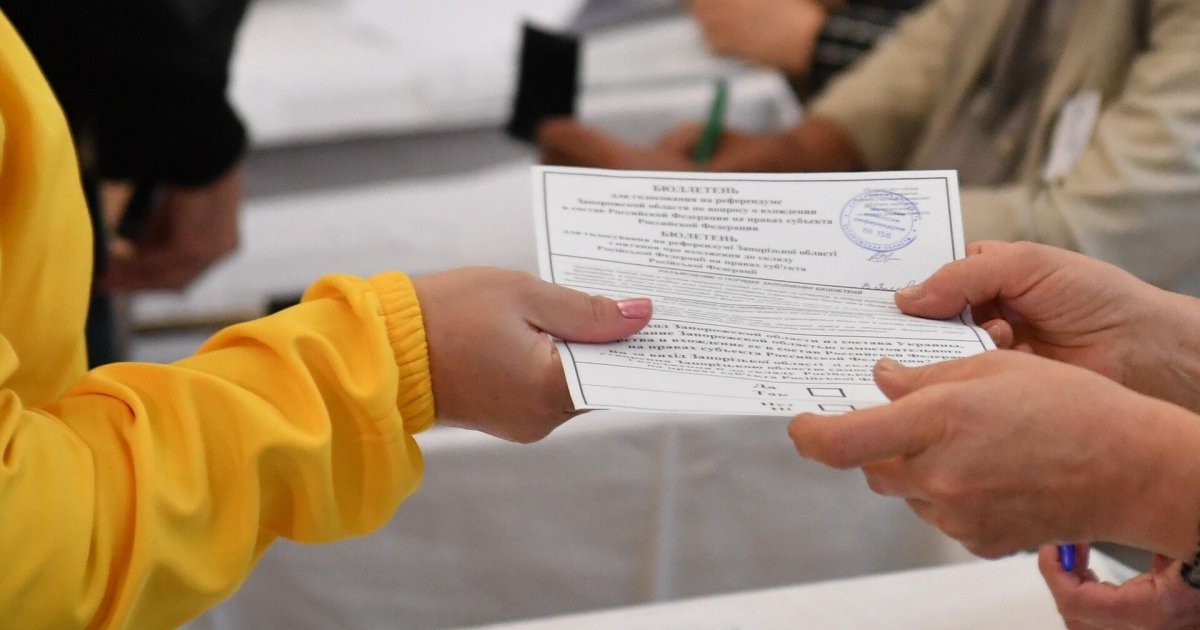 27.09.22 16:00 На псевдореферендуме в Мариуполе "проголосовали" всего 20% жителей города, - мэр Бойченко