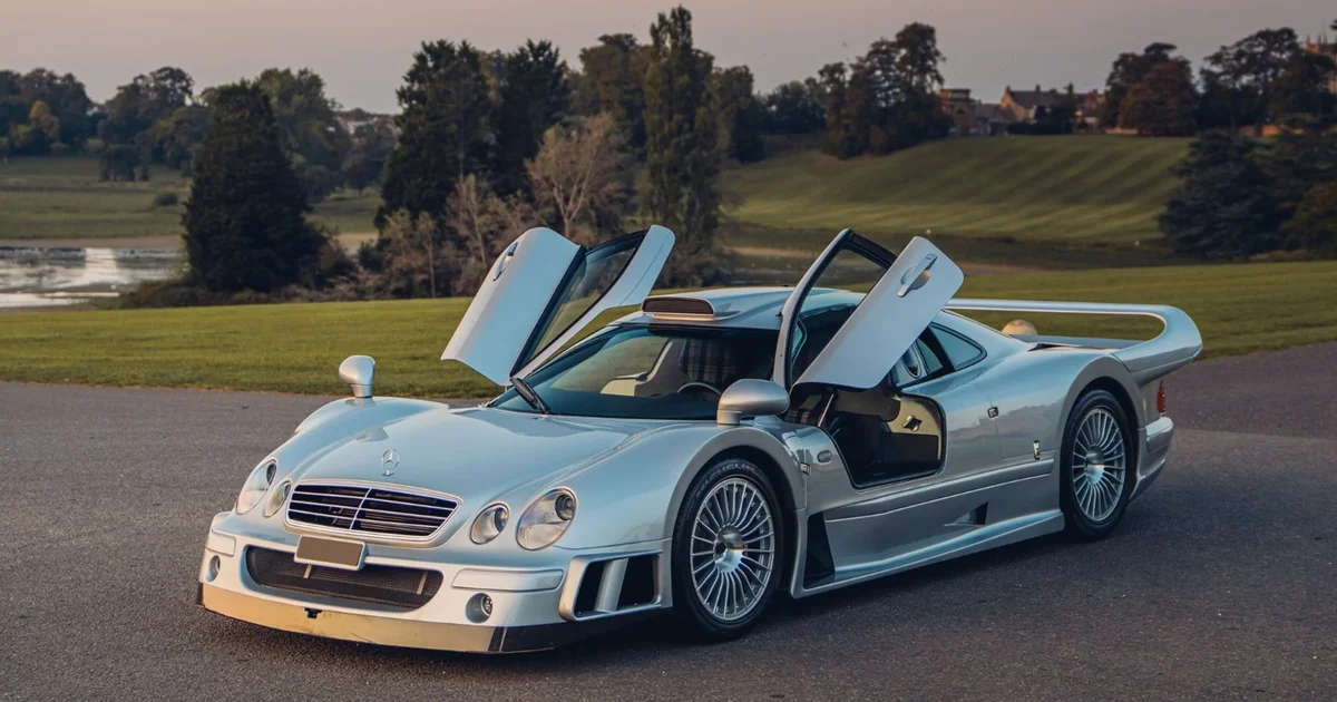 Суперкары Mercedes CLK-GTR продадут за $20 миллионов