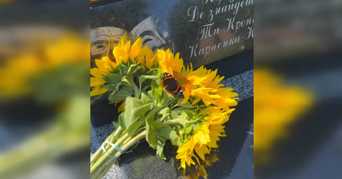 Атасы немересіне порно үйретеді (тек онлайн)