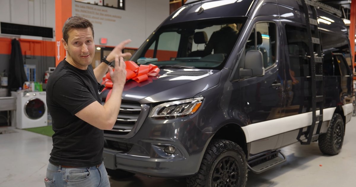 Автодом Mercedes Sprinter в стиле Звездных войн представлен в США