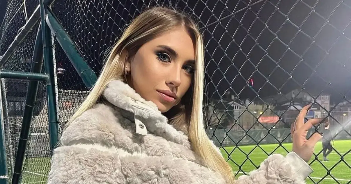 Трусикидегі қыздар порно фото