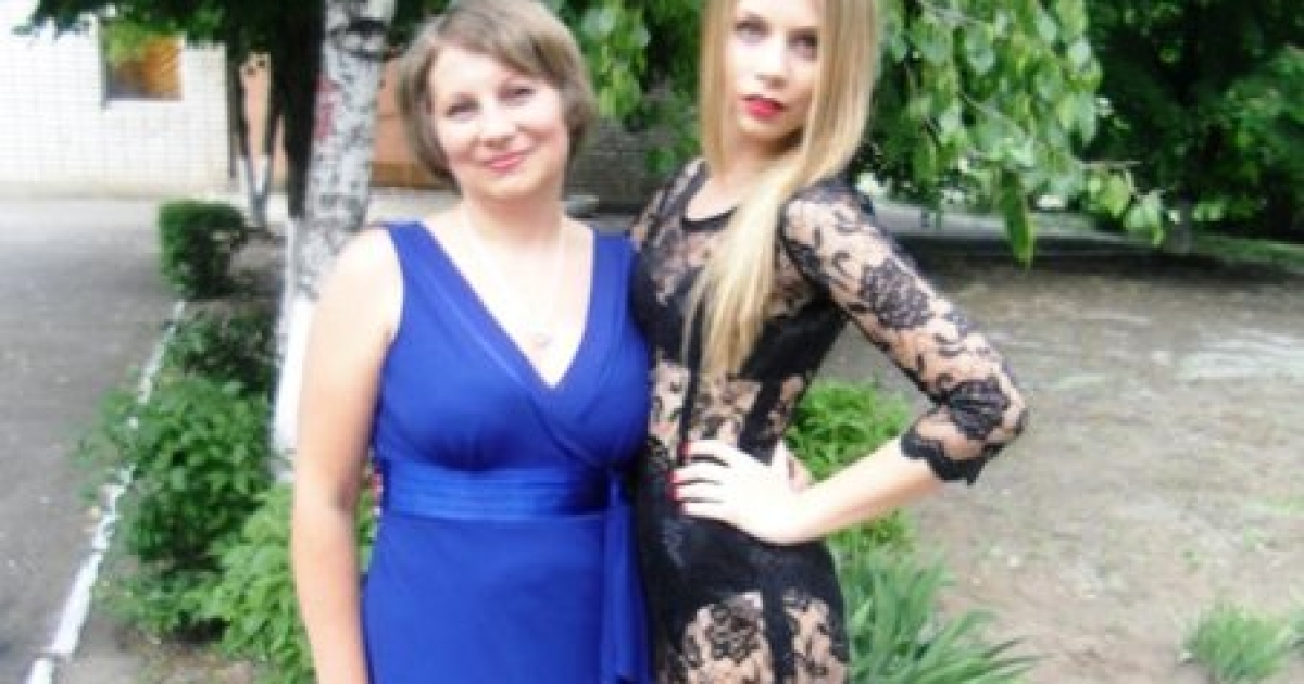 Откровенное платье одесской выпускницы шокировало соцсети