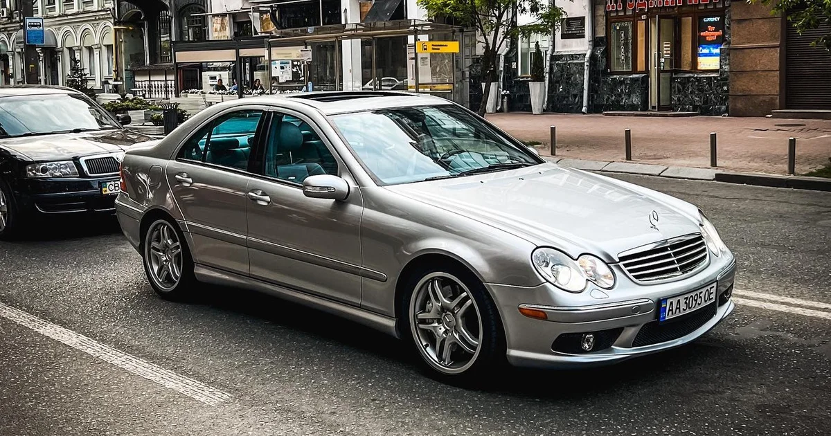 Mercedes-Benz C55 AMG (W203) ミニカー Коллекционная модель