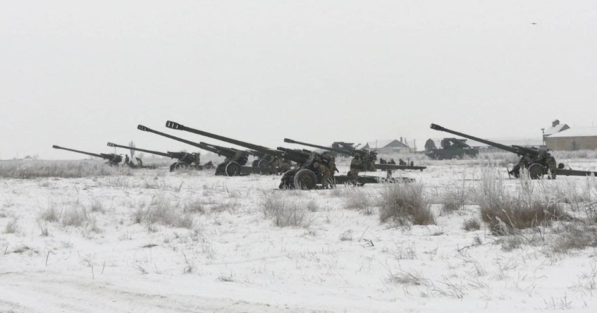 Украинские артиллеристы провели учения в Херсонской области возле Крыма