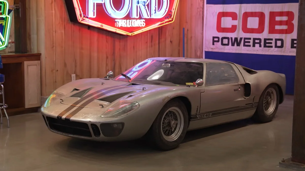 Суперкар Ford GT40 1966 года за $7 миллионов простоял 43 года