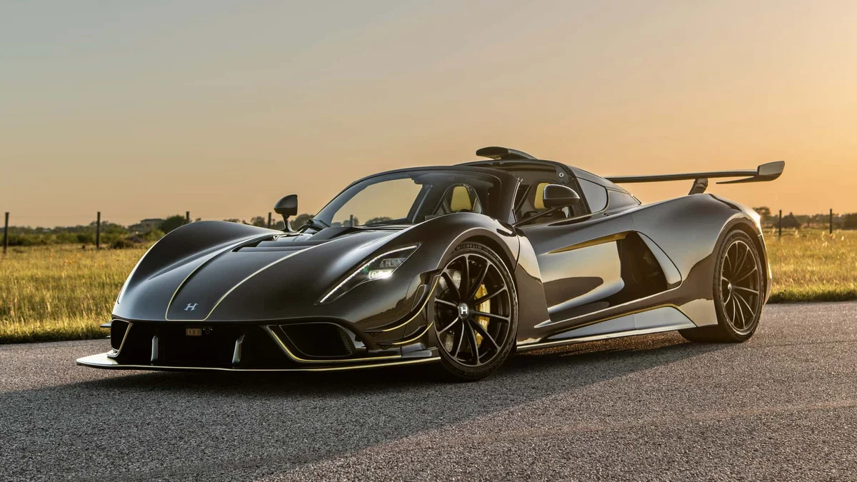Новый Hennessey Venom F5 Revolution Roadster представлен в США