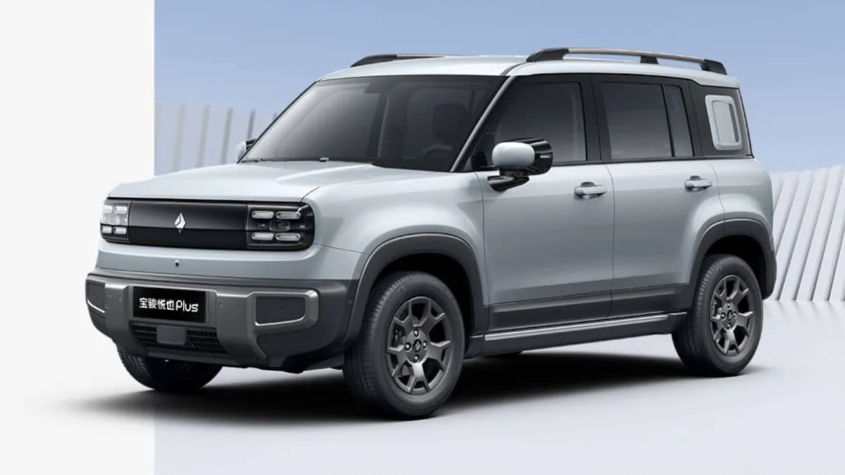 Электрокроссовер Baojun Yep Plus в стиле Suzuki Jimny показали