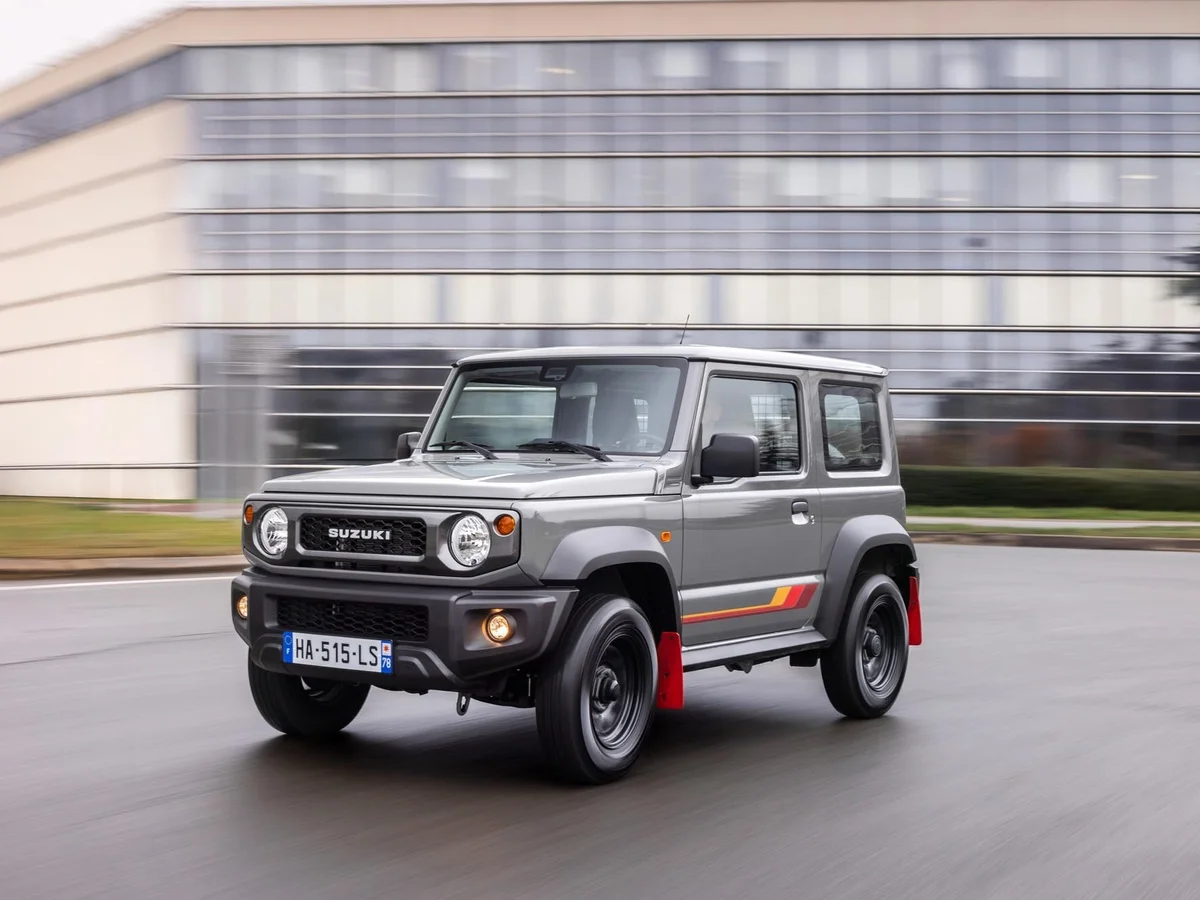 Прощальный Suzuki Jimny в стиле 80-х выпустят лимитированной серией