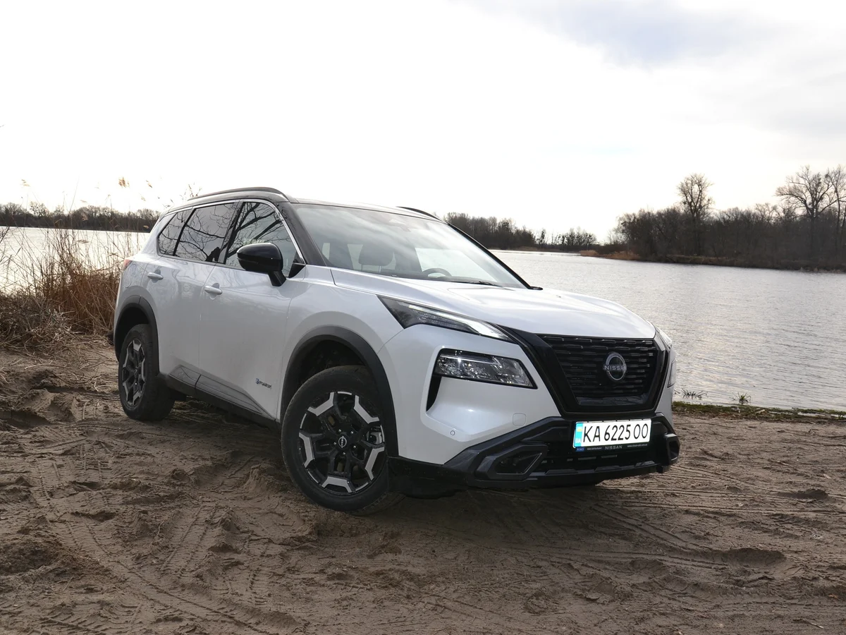 Тест Nissan X-Trail N-Trek — чем отличается внедорожный кроссовер