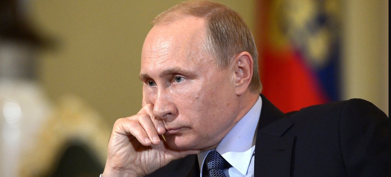 Путін Путін у роздумах