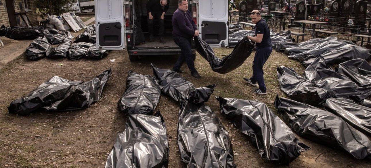 Буча, трупы, Бучанская резня, убийства, кладбище