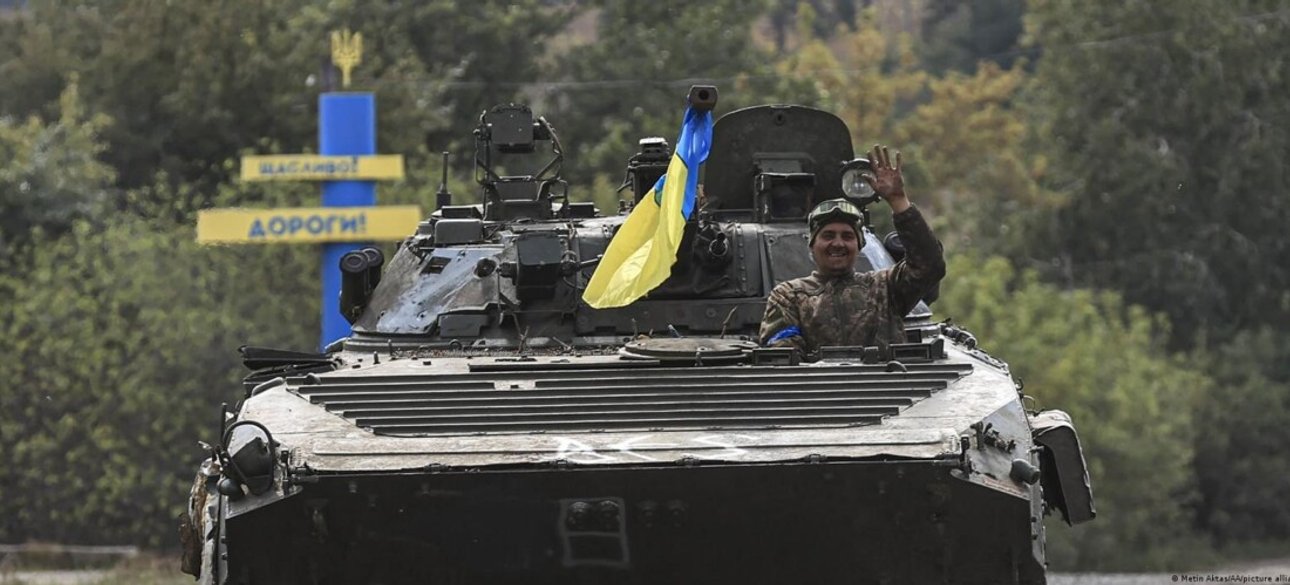 БТР, український військовий, війна в Україні