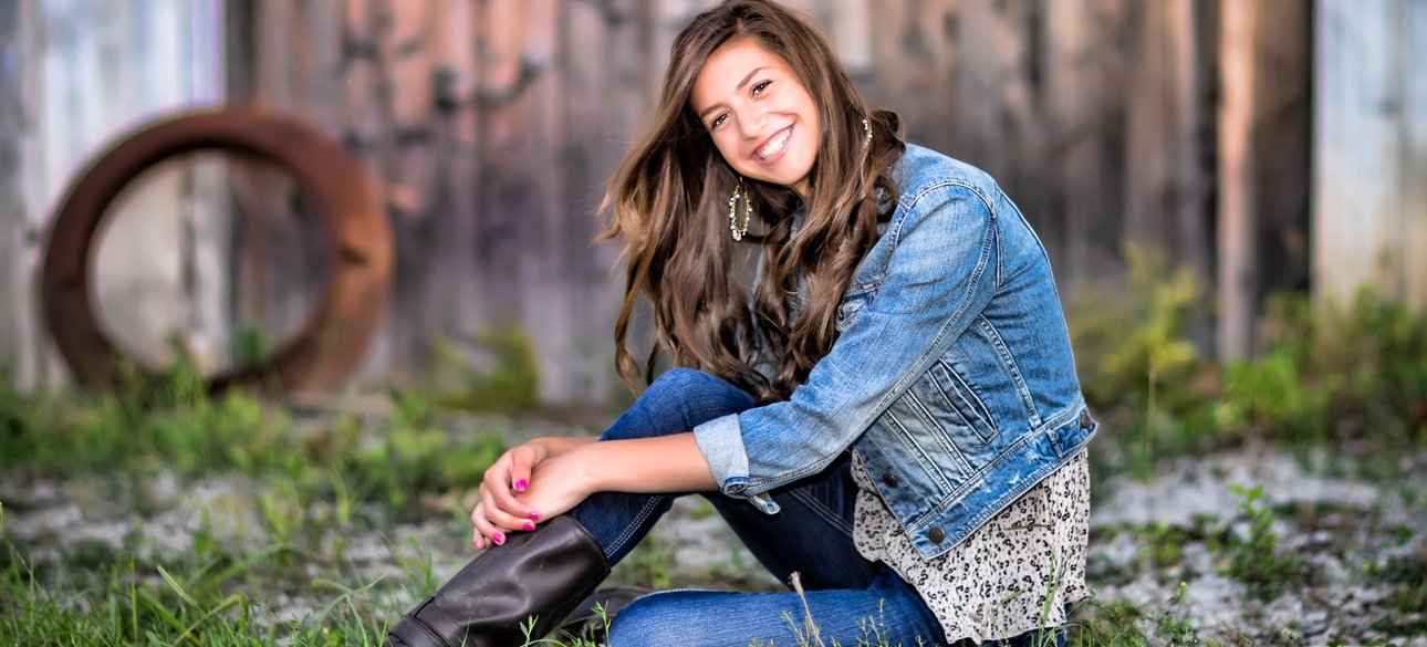 дівчина, джинсові речі, джинси