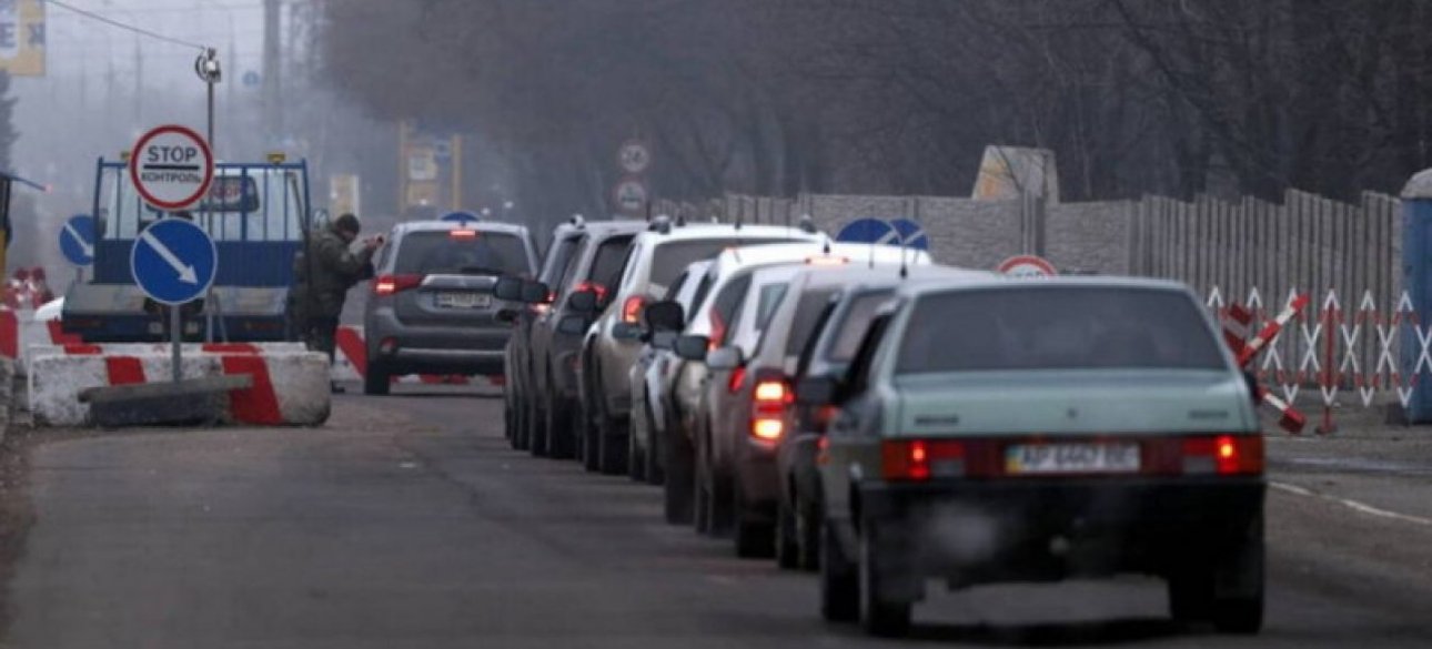 авто, автомобіль, авто на блокпосту, автострахування